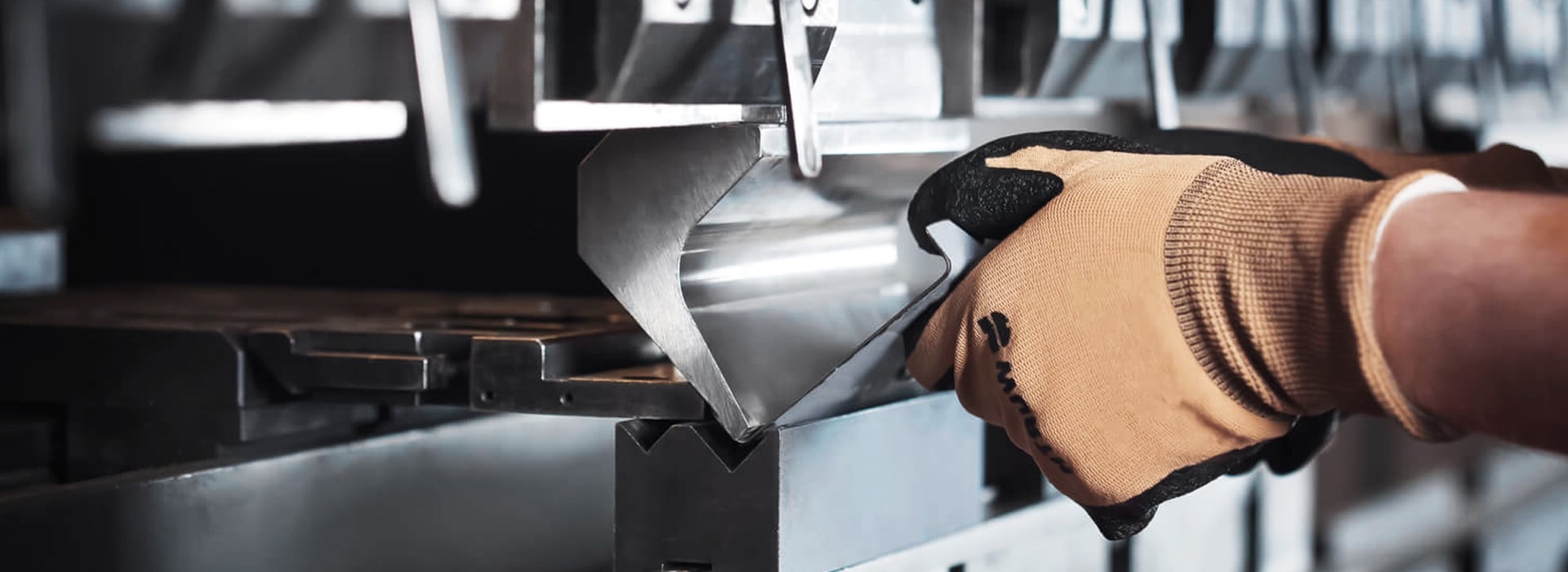 Гибка листового металла Гибка листового металла